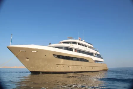 Tiran Island Yacht Trip