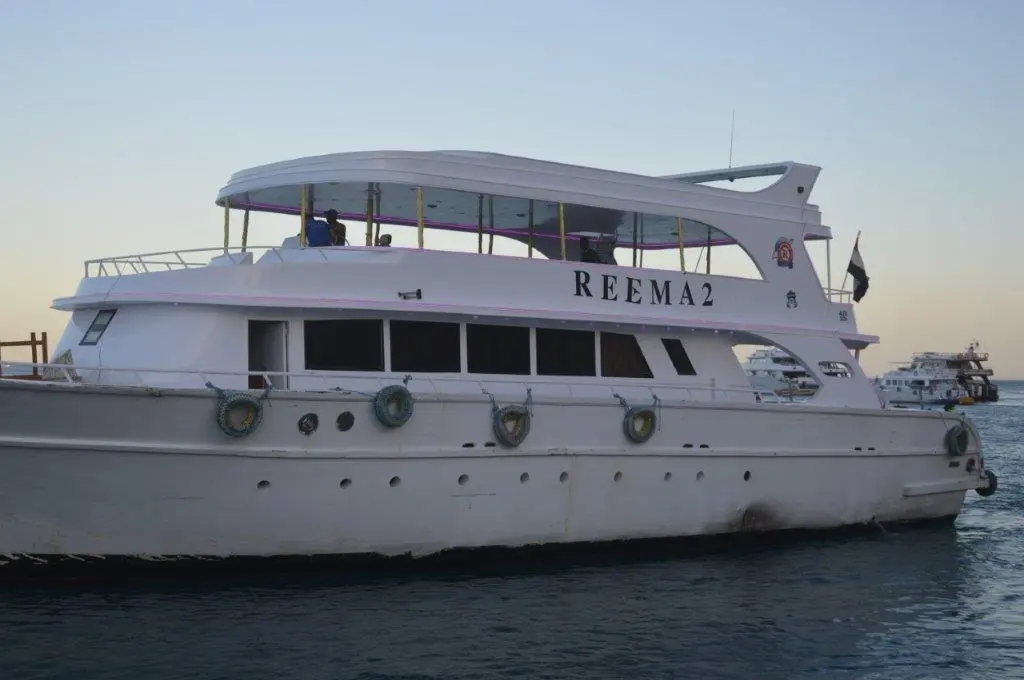 Sharm El Sheikh Dinner Cruise – Romantic Evening on the Red Sea